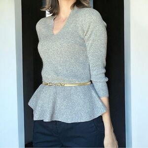 Banana Republic Gray V-Neck Sweater Soft Knit Italian Yarn Peplum Fit & Flare S